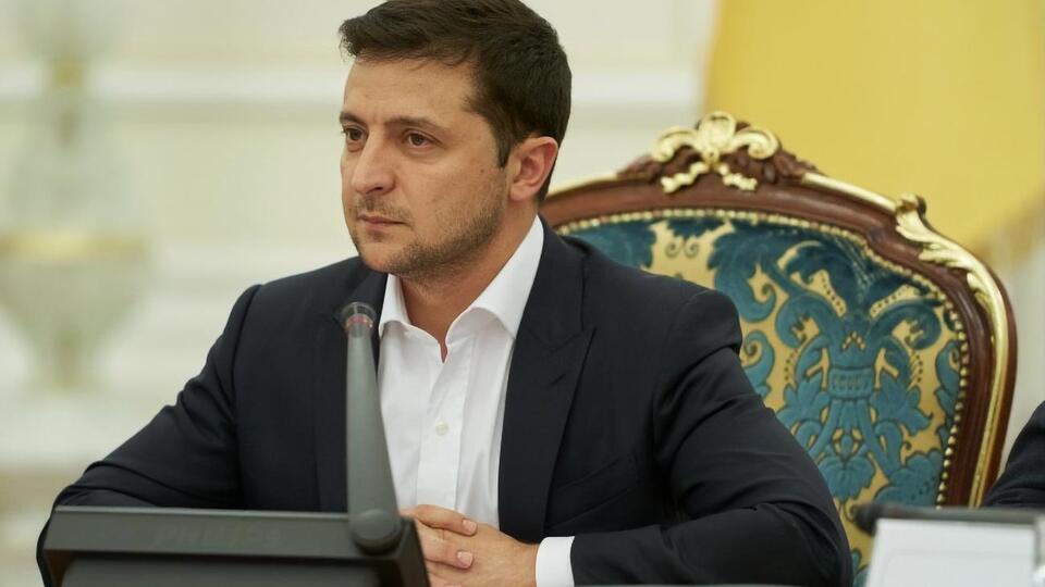 Зеленський: Зарплата на авіаційному заводі – 3,5 тис. грн