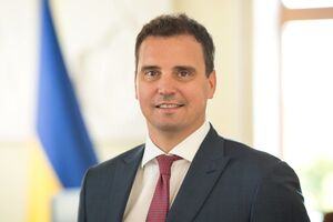 Абромавичус: До кінця року ми зможемо своїми силами на 15 підприємствах прибрати заборгованість до нуля