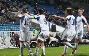 В ответном матче "Динамо" U19 (на фото) сыграет с ПАОК в Греции
