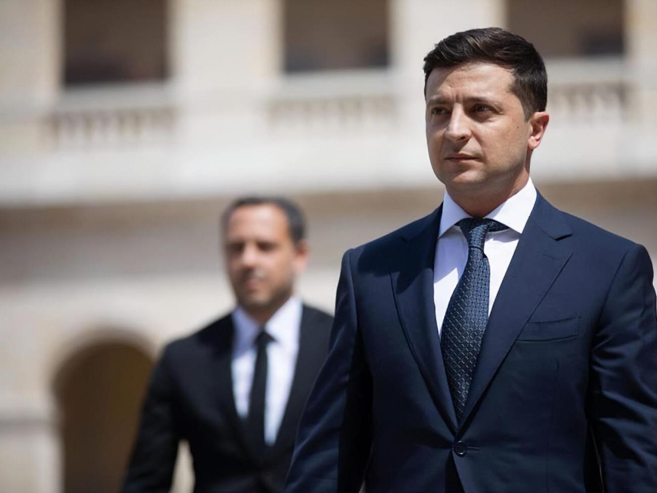 Главную роль в сериале сыграл нынешний президент Украины Владимир Зеленский