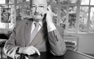 Патрік-Луї Віттон працював у домі моди Louis Vuitton із 1973 року