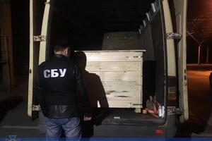 Зловмисник домовився з митниками, щоб продукцію оформляли без перевірки