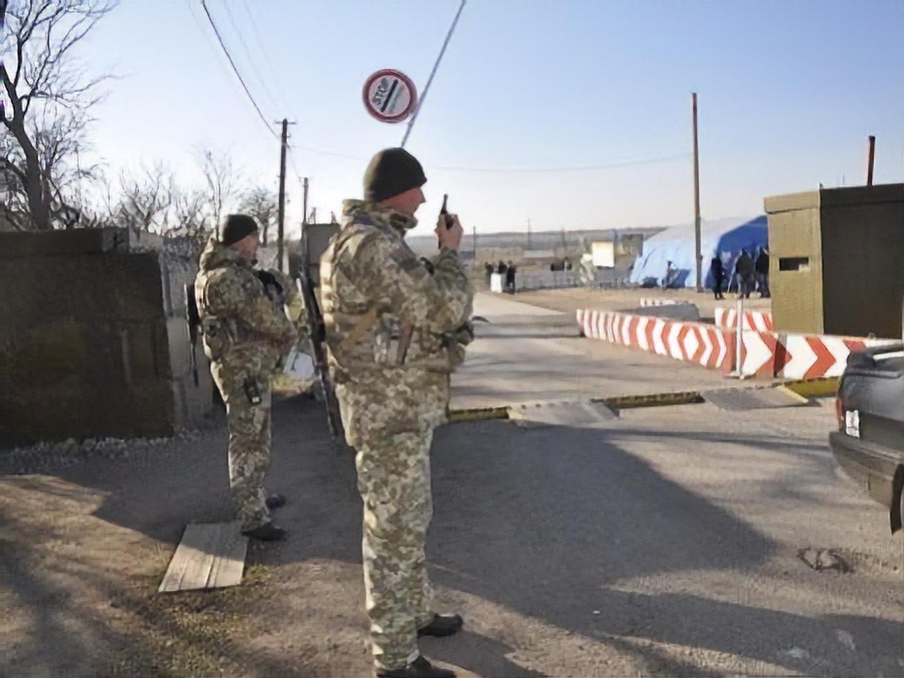 Для відкриття КПВВ "Золоте" необхідна домовленість із представниками ОРЛО