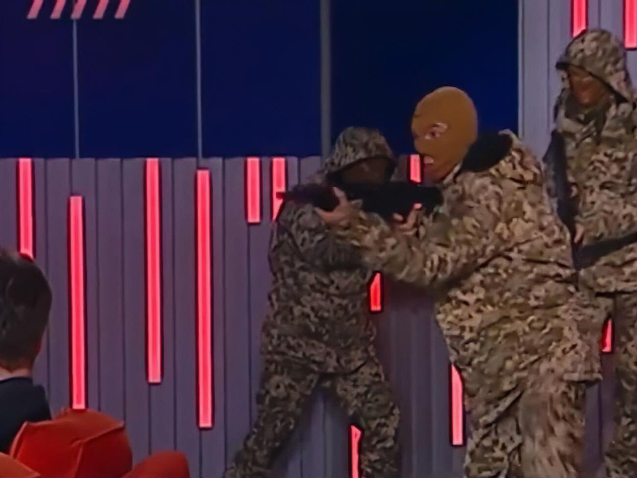 "Спецназовцы" были "вооружены"