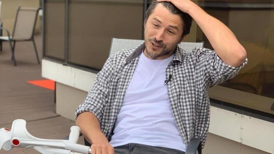 Притула: На пост твій в інстаграмі я натрапив... Заплакав ще раз і зламав костиль!