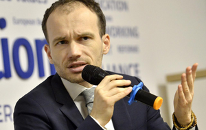 Малюська анонсировал рассмотрение "сложных кейсов рейдерства" за 24 часа