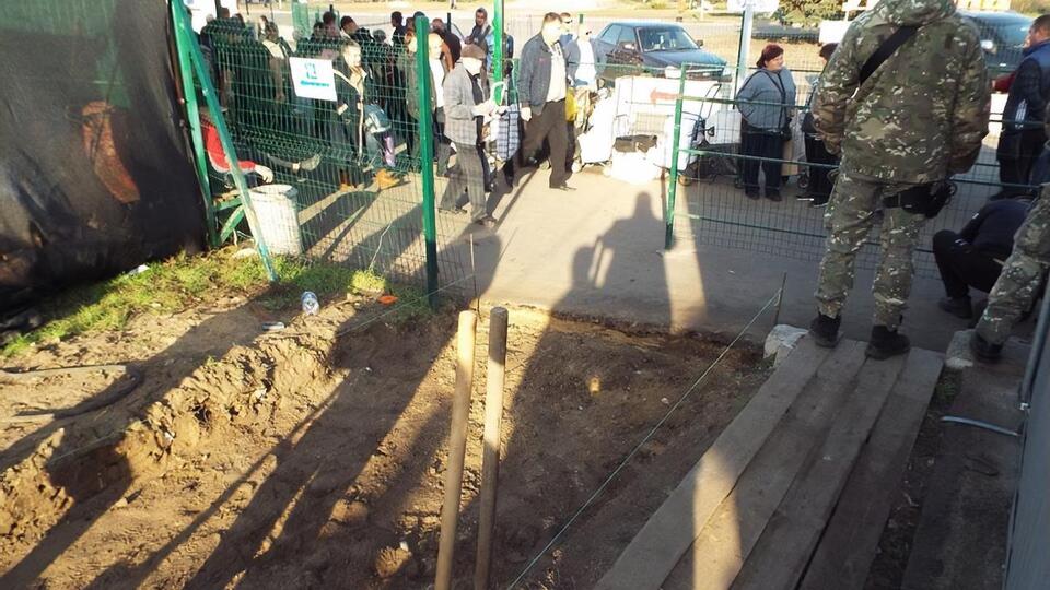 5 октября в Станице Луганской открыли временный переход