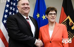 Помпео зустрівся із Крамп-Карренбауер