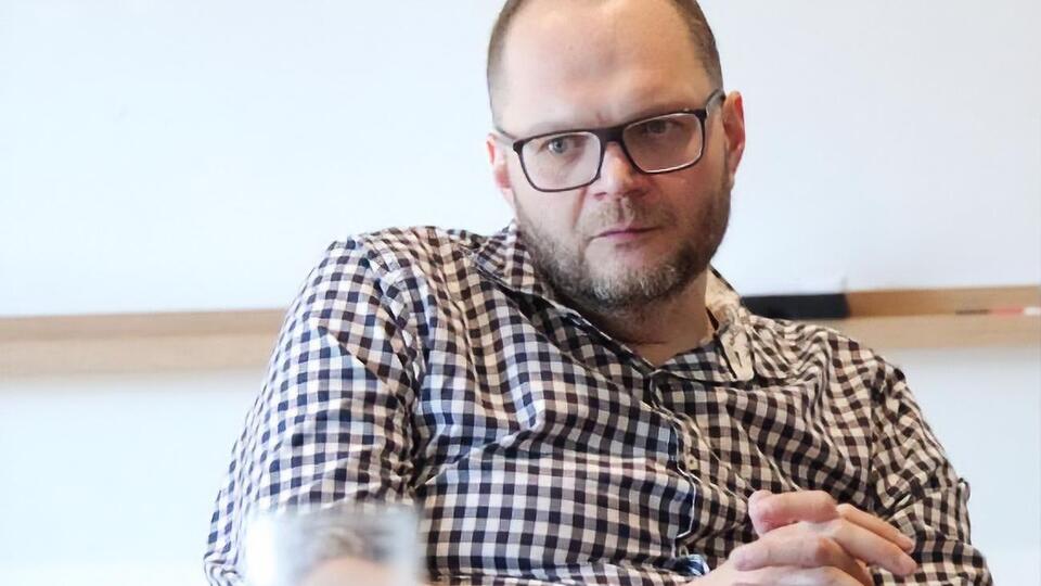 Бородянський стверджує, що влада збирається ввести поняття "небезпечна інформація", "дезінформація" і "недостовірна інформація"