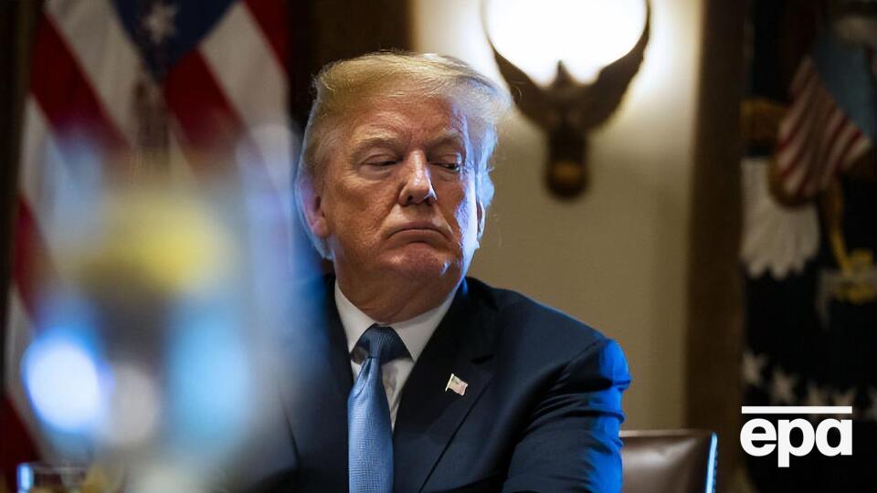 Трамп (на фото) назвав стенограму першої розмови із Зеленським "дуже важливою"