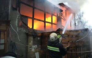 Причина пожара устанавливается