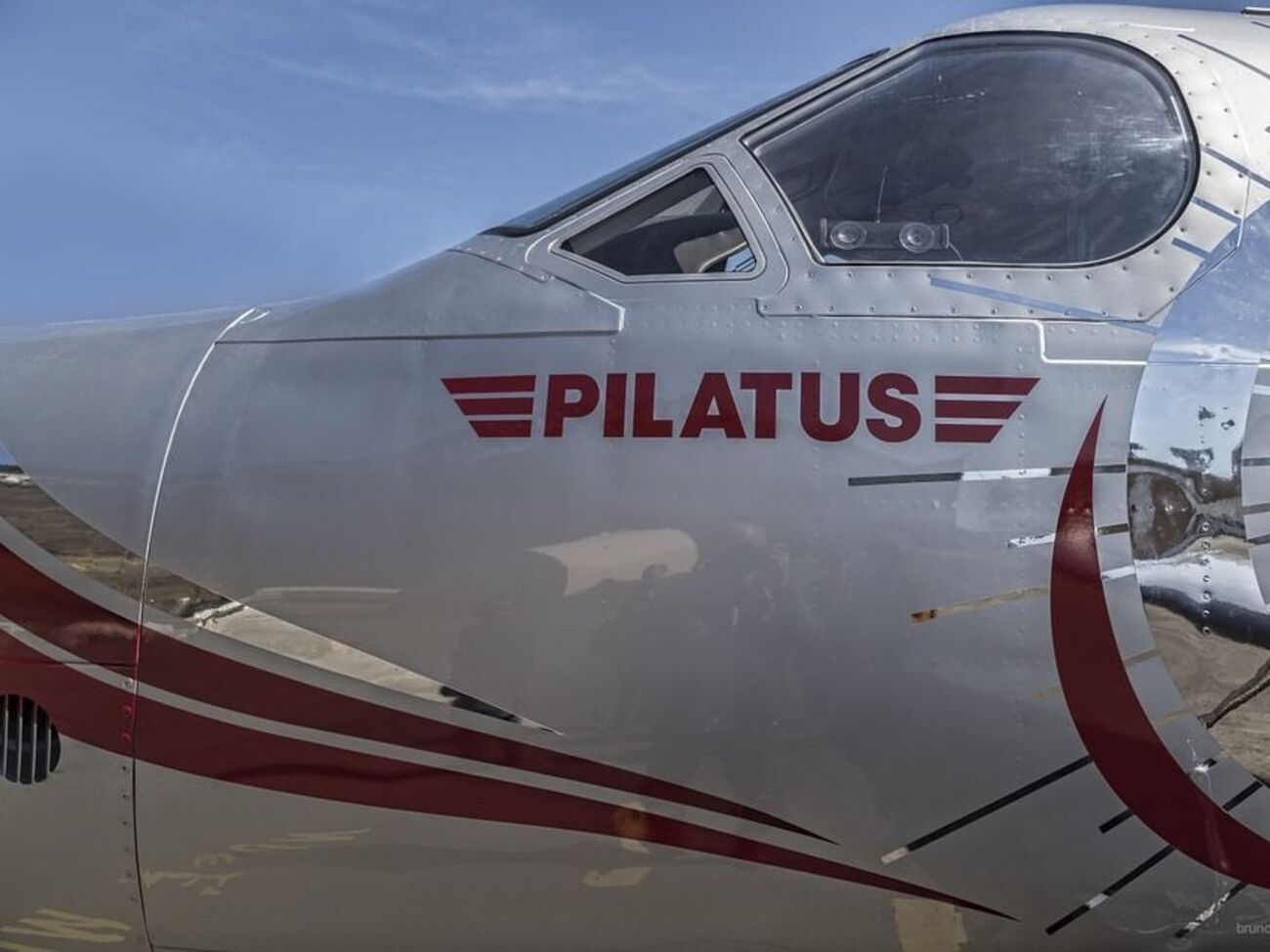 Пассажиры летели на небольшом самолете Рilatus РС-12