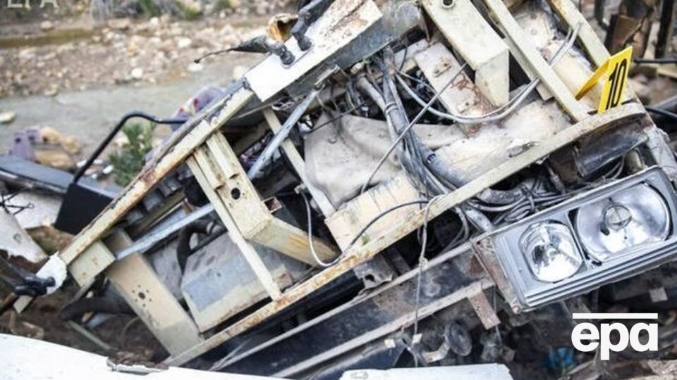 Автобус с 43 пассажирами съехал в кювет 1 декабря