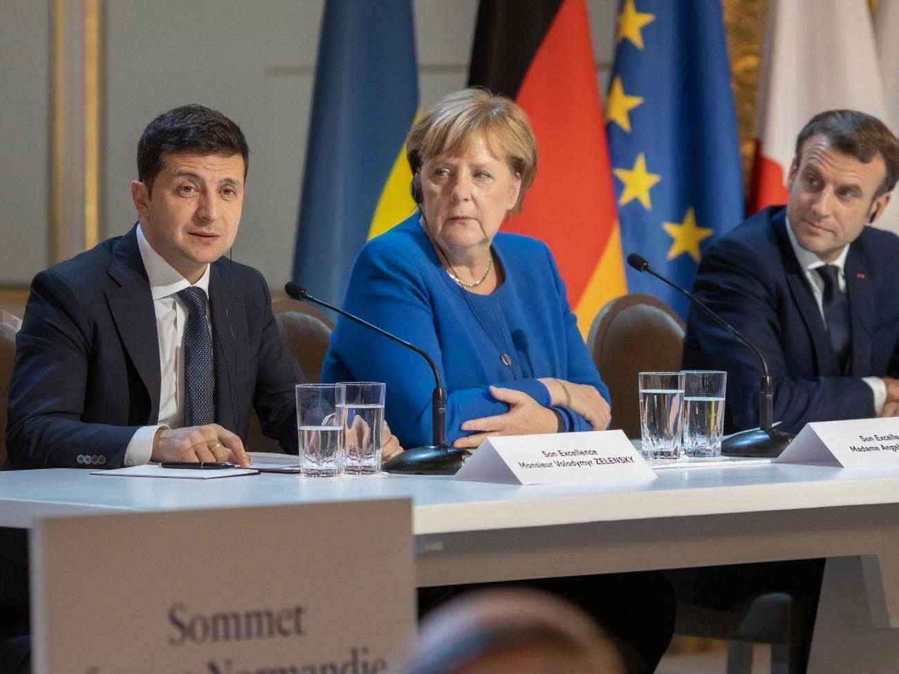 Зеленський додав, що під час саміту наполягав на відновленні Україною повного контролю над державним кордоном
