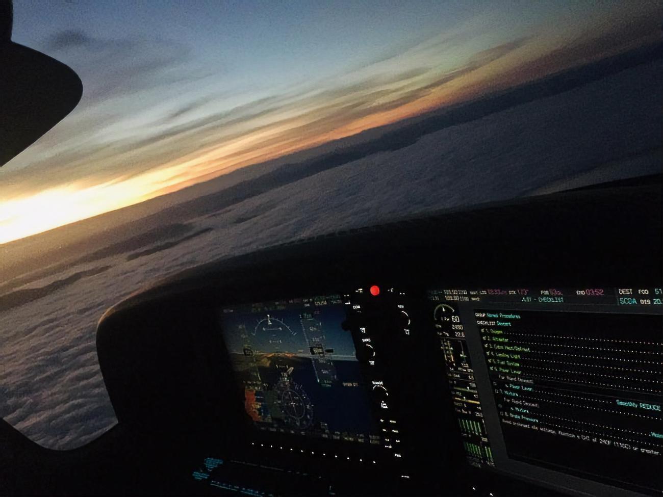 Самолет следовал из города Пунта-Аренас на чилийскую антарктическую станцию "Артуро Прат"