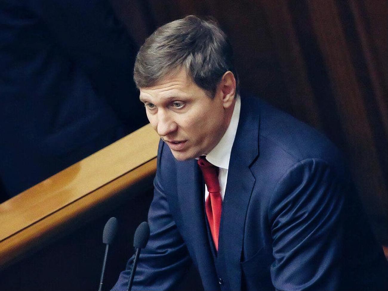 Сергій Шахов:&nbsp;Я і мої колеги, переселенці з Луганщини, готові підставити плече допомоги Володимирові Зеленському в цьому питанні
