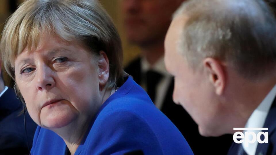 Меркель: Мы обсудили эту тему, и я ясно дала понять, что мы ожидаем кооперации от России