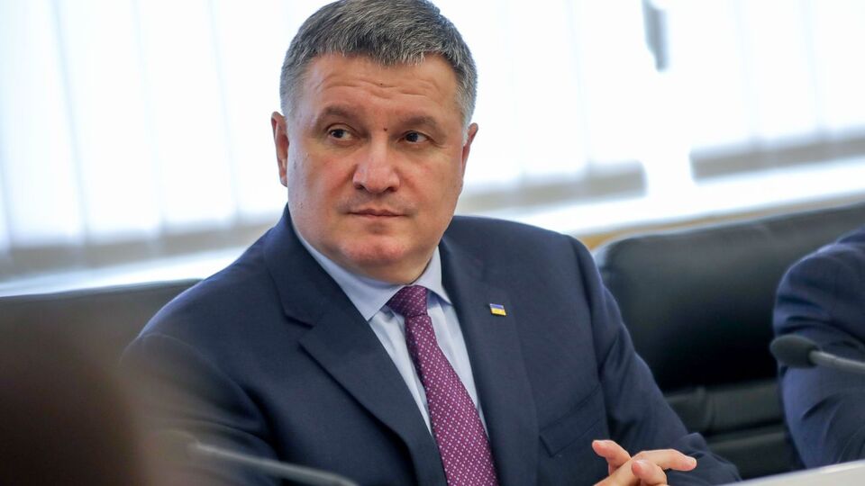 Аваков: У Луганській області немає жодного коридору, де б проїжджала машина