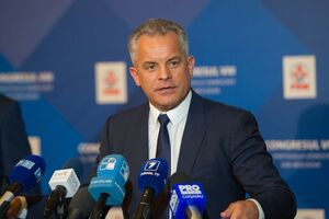 После смены власти в Молдове Плахотнюк покинул страну