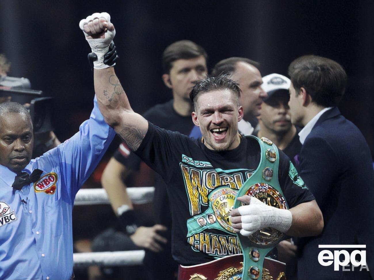 Усик провел один бой в супертяжелом весе