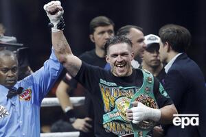 Усик провел один бой в супертяжелом весе