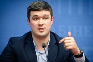 Федоров: Мы параллельно работаем над следующими услугами, электронными документами