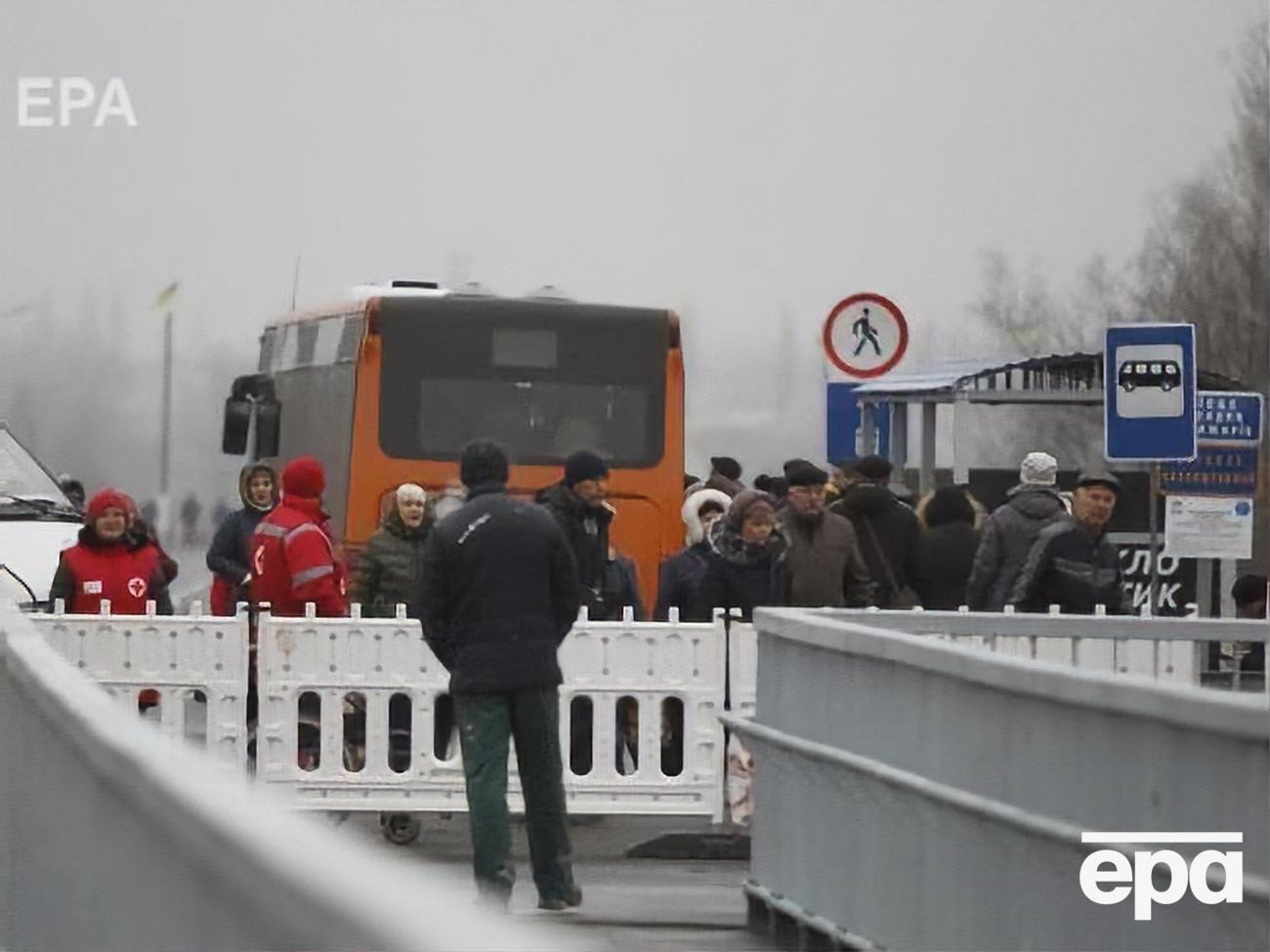 Розведення сил у Станиці Луганській завершили в червні