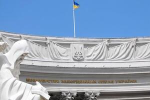 У МЗС заявили, що сприймають зустріч представників окупаційної влади Криму і сербських депутатів як недружній акт
