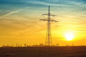 Україна в жовтні відновила імпорт електроенергії з РФ після чотирирічної перерви