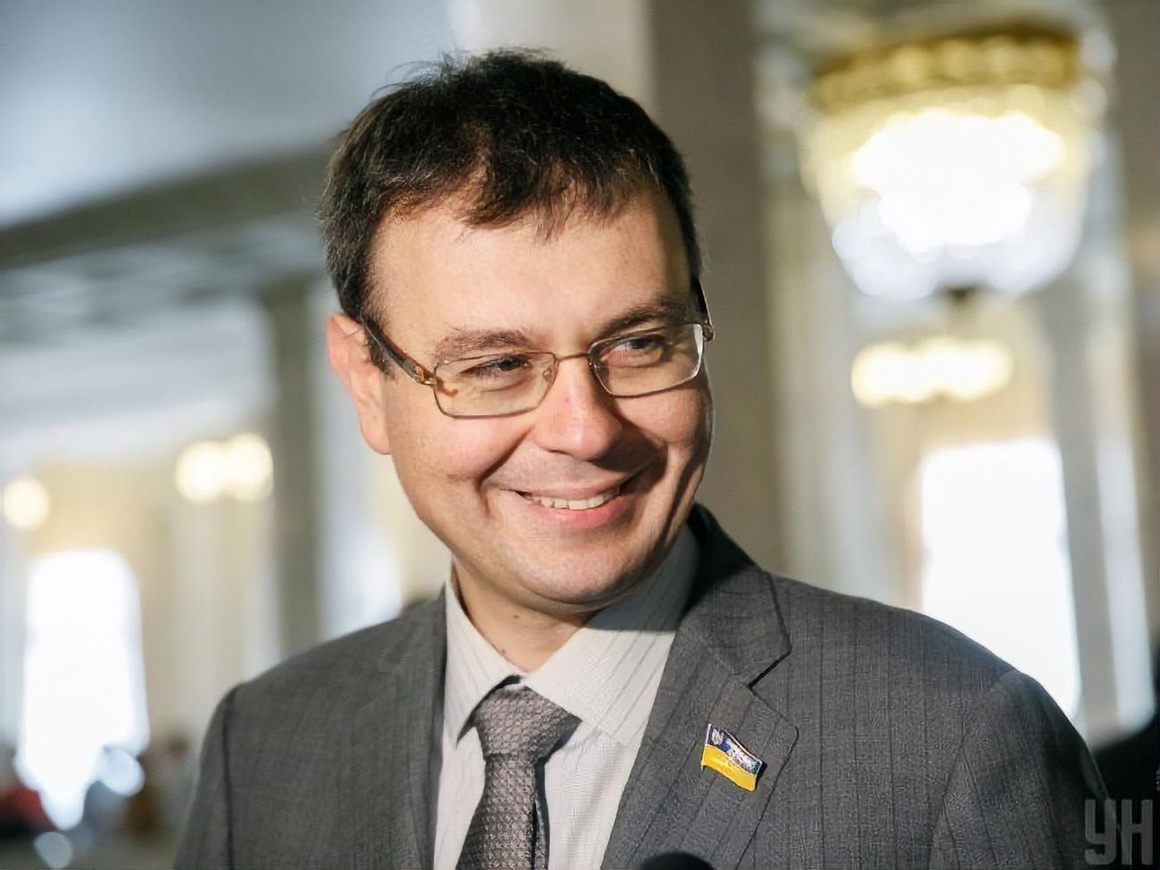 Гетманцев: Корупцією і брехнею були пронизані не тільки влада, але й суспільство. Я говорю про великі бізнеси, які ховаються під єдиним податком. Вони – теж корупціонери. Це і є "епоха брехні", із якою давно час кінчати