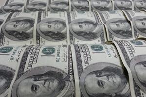 НБУ установил курс валют на 13 декабря