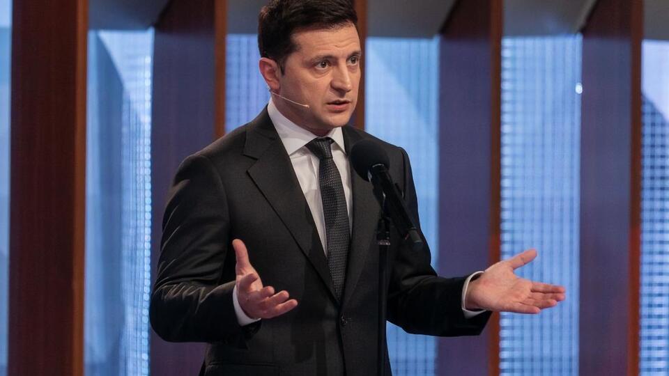 Зеленський: За стіною буде інша місцевість, де будуть тільки бойовики