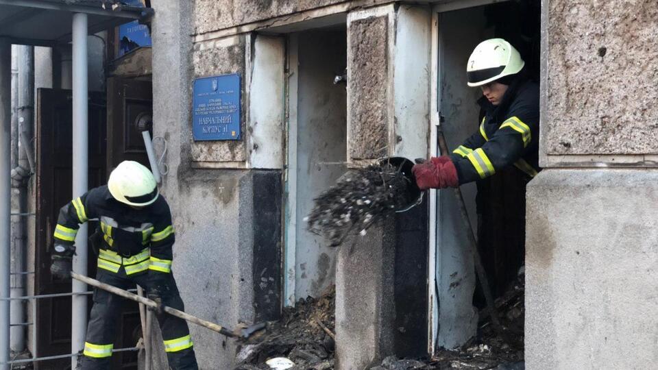 12 грудня рятувальники завершили пошукову операцію у згорілій будівлі