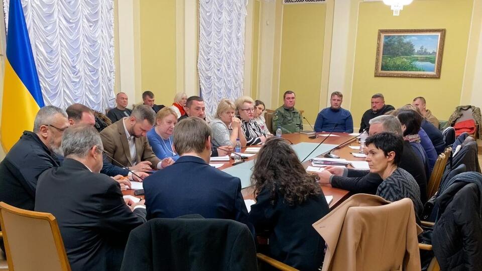 Учасники звернулися до Верховної Ради із пропозицією створити тимчасову слідчу комісію для розслідування подій Іловайська та Дебальцевого