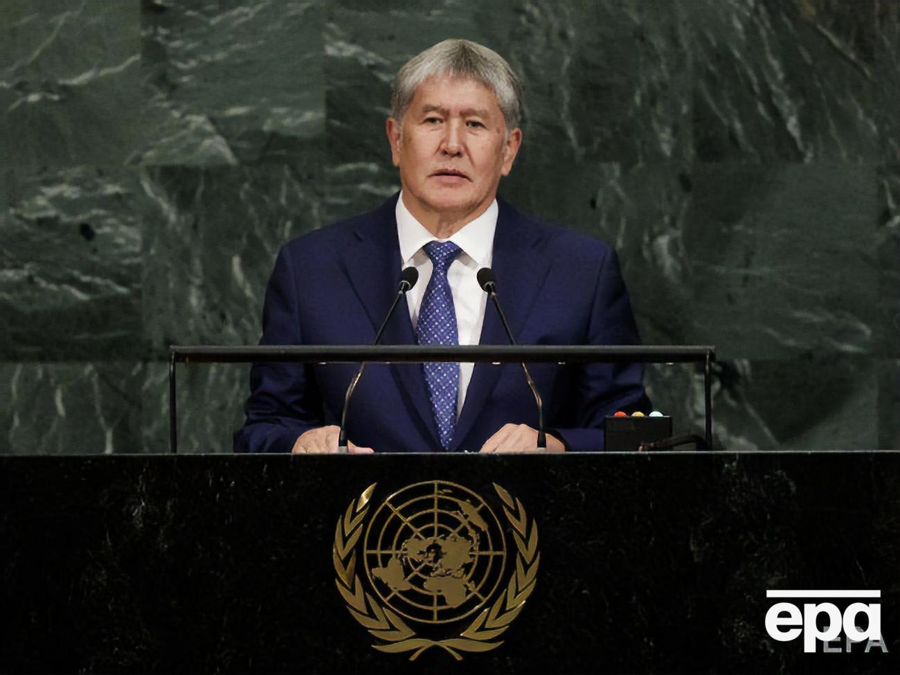 7 августа спецназ Госкомитета нацбезопасности Кыргызстана два раза штурмовал резиденцию Атамбаева, чтобы задержать его и принудительно доставить на допрос по делу о коррупции