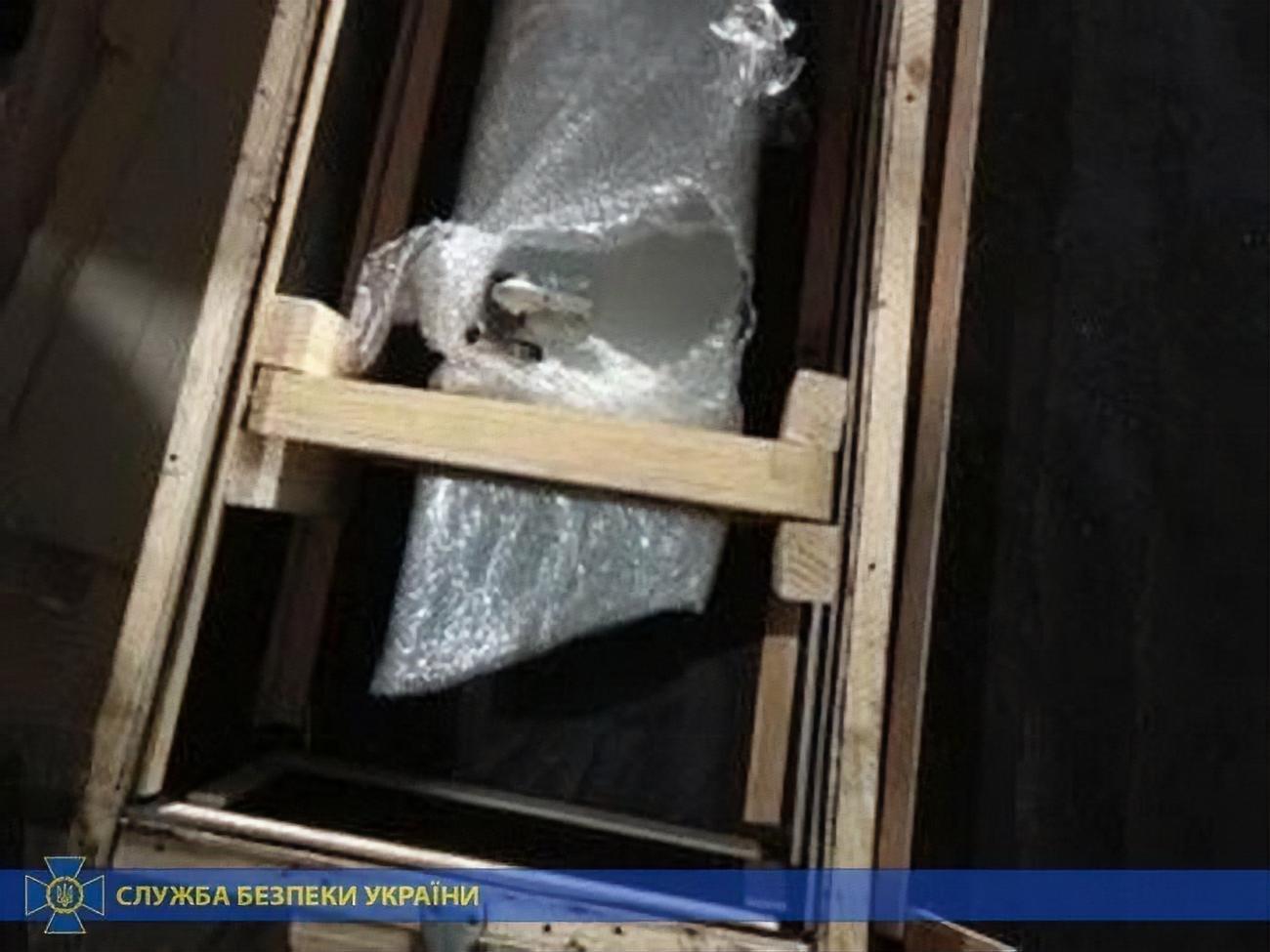 Комплектующие пытались переправить через аэропорт Киев