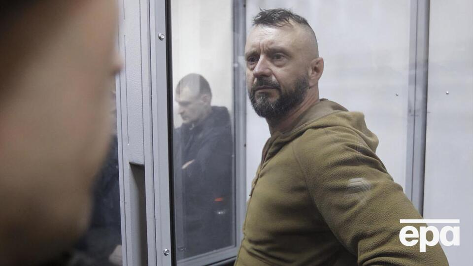 Антоненко заявив, що він міг стати підозрюваним через свою бороду