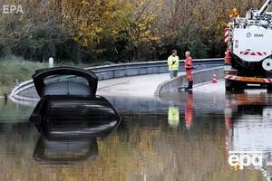 В некоторых районах вода поднялась на три метра