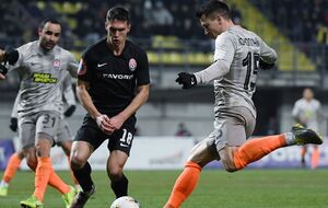 "Шахтер" победил "Зарю" со счетом 2:1