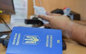 Соколюк: Оформлять ID-карту и заграничный паспорт за один раз будет быстрее и дешевле