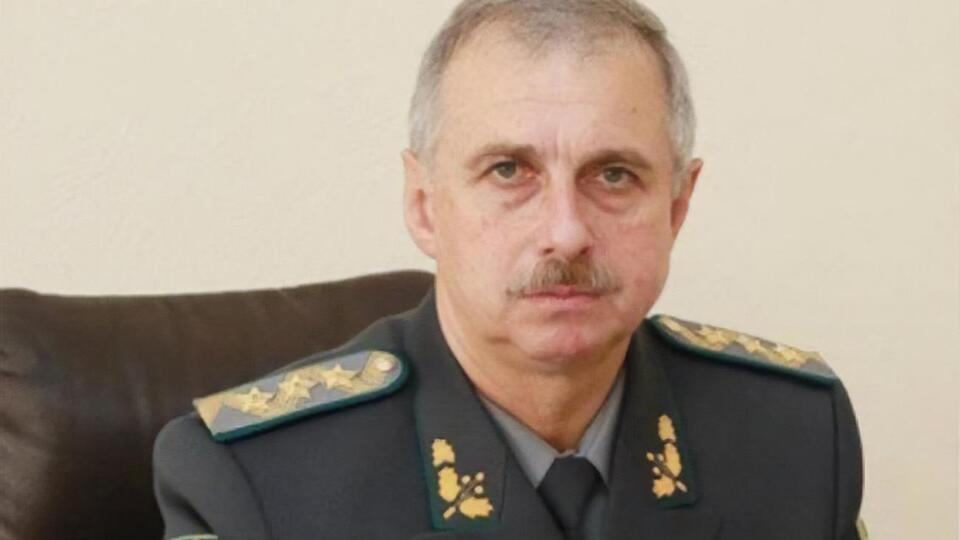Коваль исполнял обязанности министра обороны Украины с 25 марта по 3 июня 2014 года