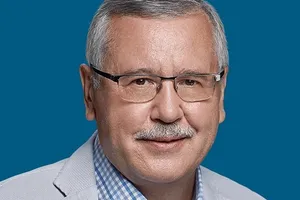 Проект изменений в Конституцию по децентрализации не содержит "особого статуса" для ОРДЛО. И это – уже хорошо. Потому что соблазн был