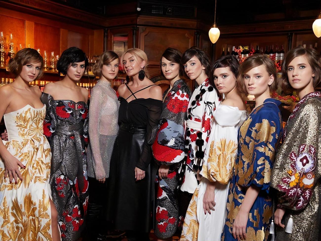 Магдыч (в черном платье): Наряды, в которых я появляюсь на публике, мои клиентки тут же хотят с меня снять