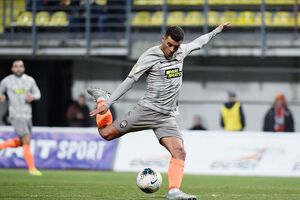 Мораес забил гол в ворота "Зари"