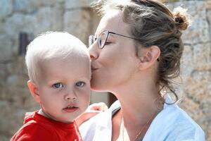 Собчак: Якби мені років 10 тому сказали, що я буду кайфувати на дитячому дні народження, я б плюнула в обличчя кривдникові