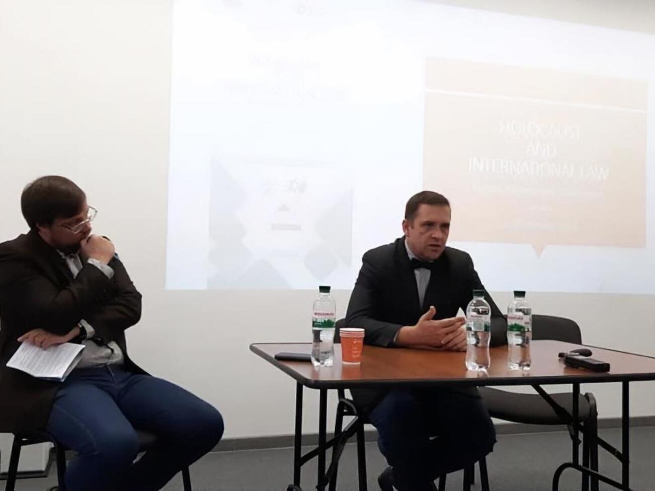 Бабин:&nbsp;Мы могли бы "играться" с условной Жмеринкой или Житомиром. Но Севастополь &ndash; оккупирован!