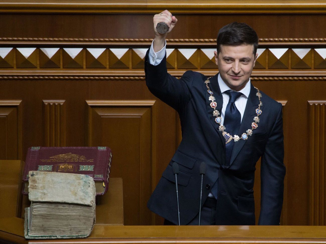 Владимир Зеленский внес на рассмотрение Верховной Рады проект децентрализации