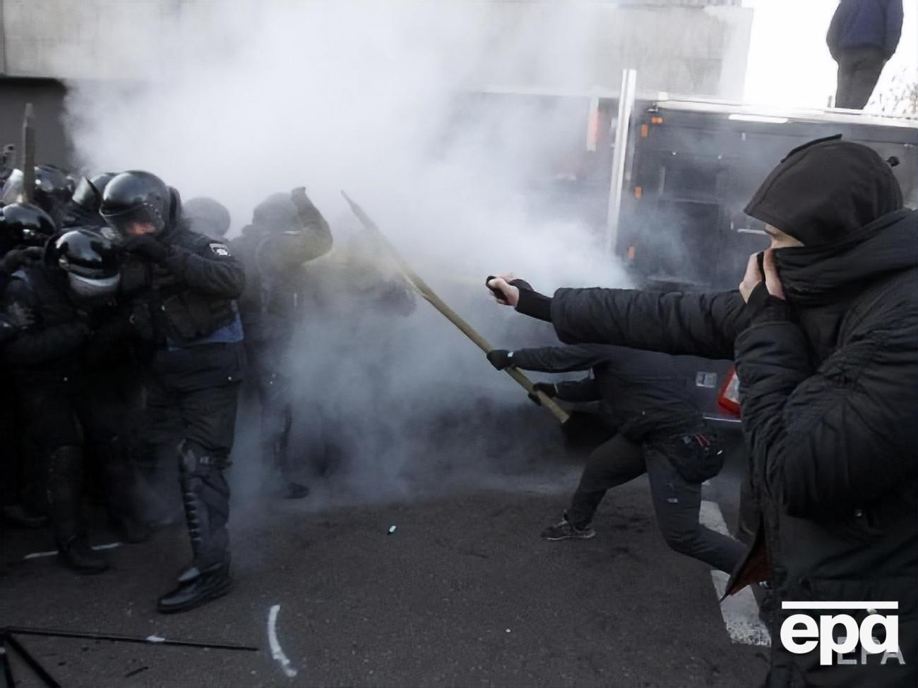 Сутички сталися під час акції протесту проти продажу землі сільськогосподарського призначення