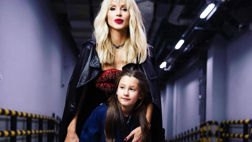 Loboda: Праздник к нам спешит