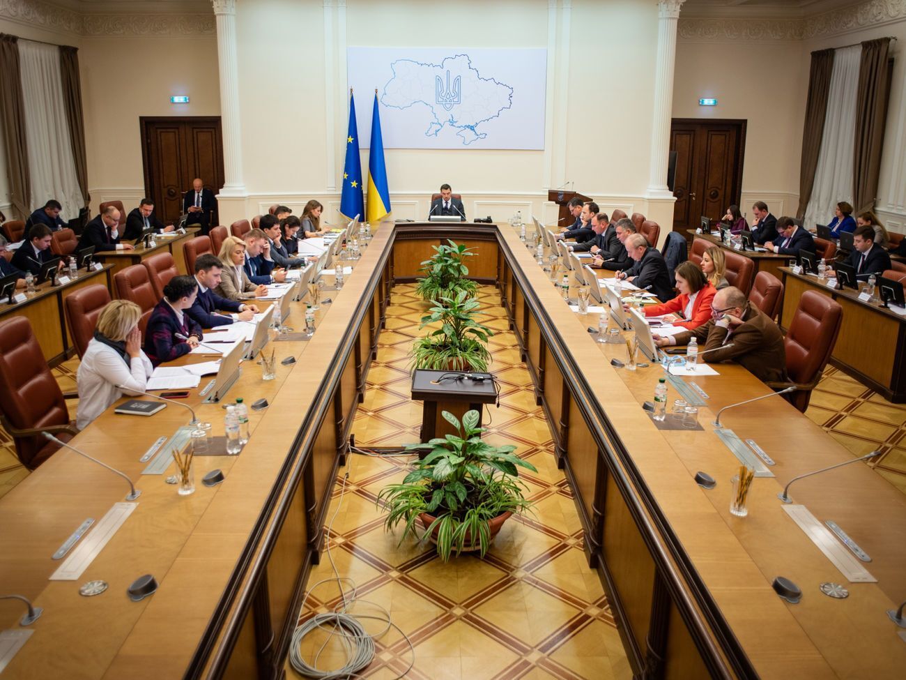 Уряд запровадить електронні студентські та учнівські квитки в наступному навчальному році